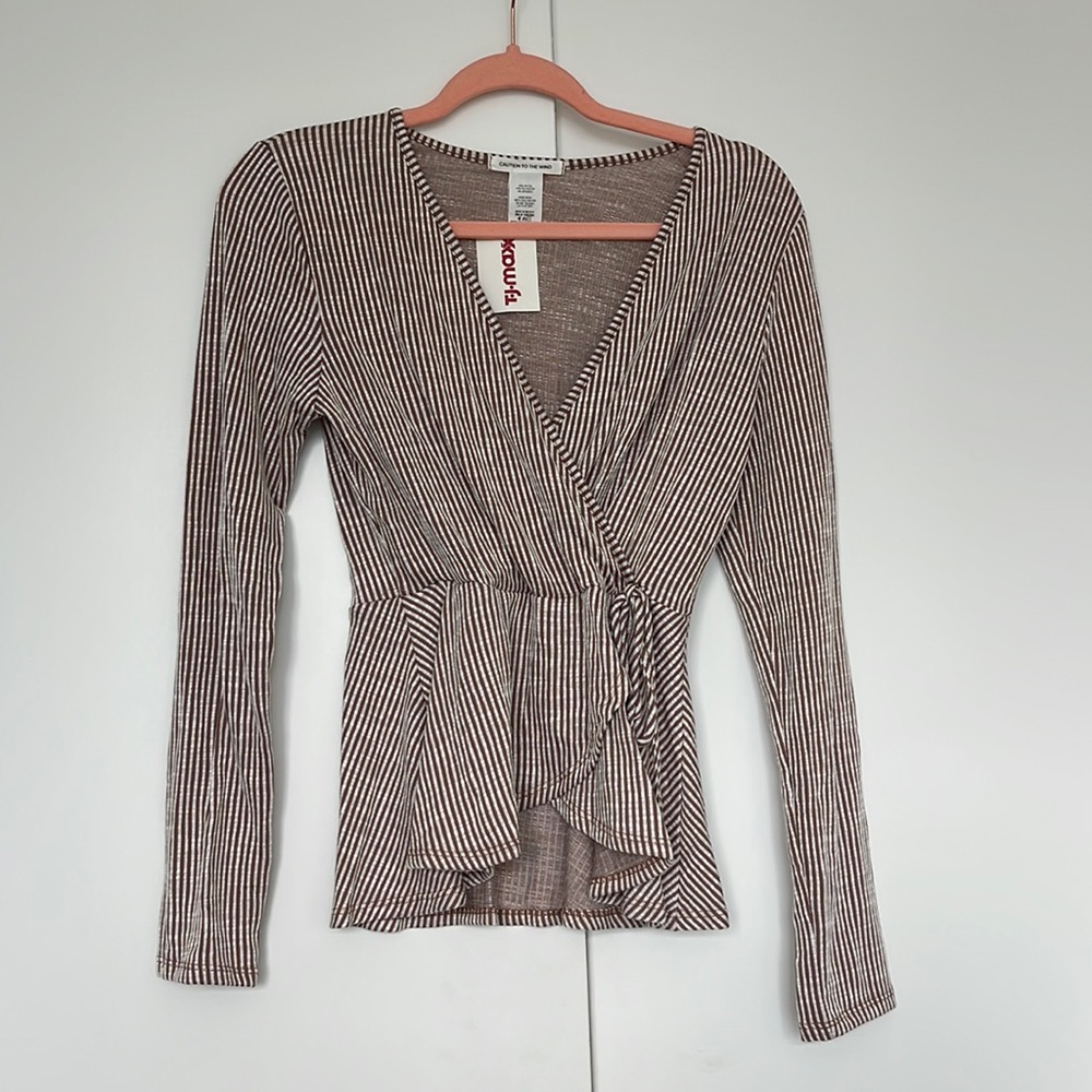NWT Caution To The Wind Long Sleeve Wrap Top